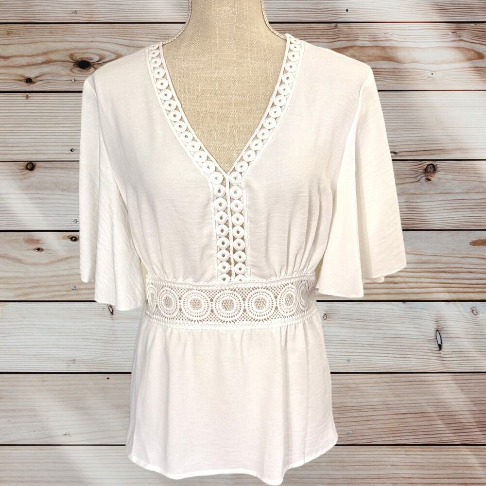 Women's Shein Sz Lg (fits Medium) White Empire Waist Flutter Sleeve Top